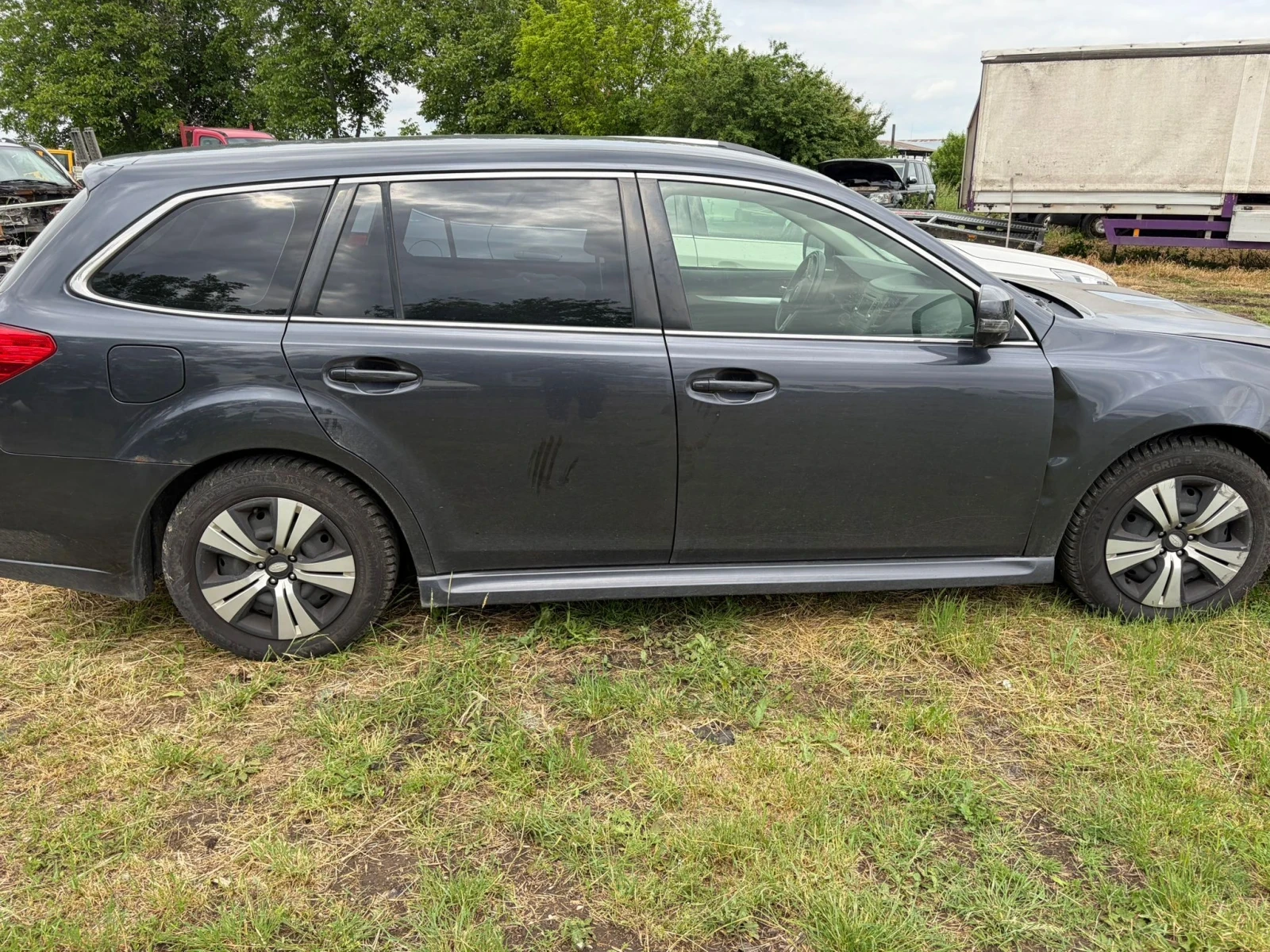 Subaru Legacy 2.0, снимка 3 - Автомобили и джипове - 54655755