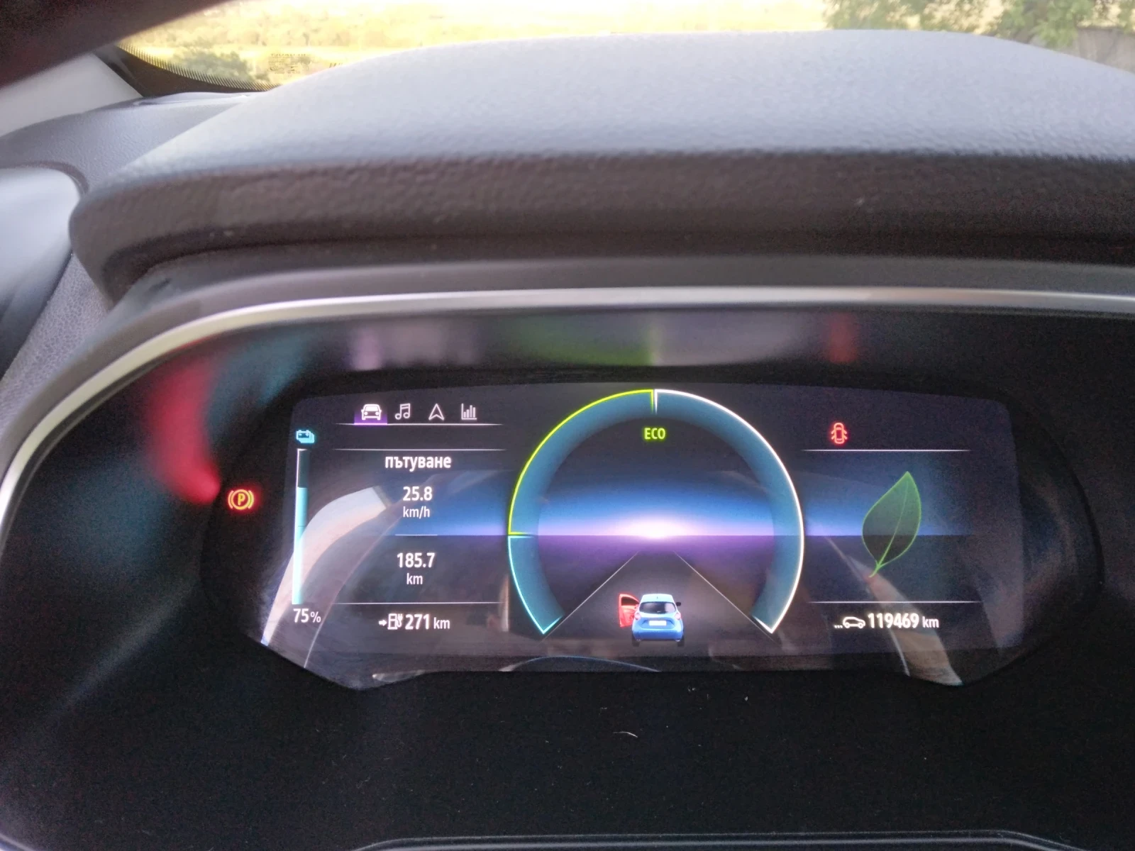 Renault Zoe 52kw, снимка 13 - Автомобили и джипове - 54711014