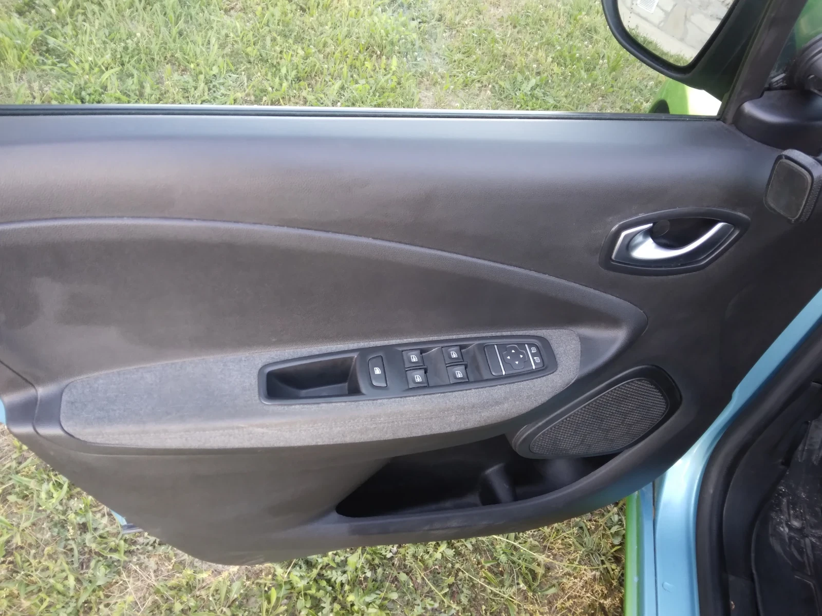 Renault Zoe 52kw, снимка 11 - Автомобили и джипове - 54711014