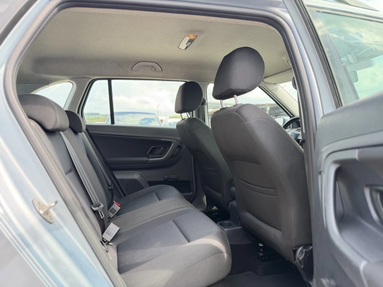 Skoda Fabia 1.2FSI, снимка 12 - Автомобили и джипове - 54798131