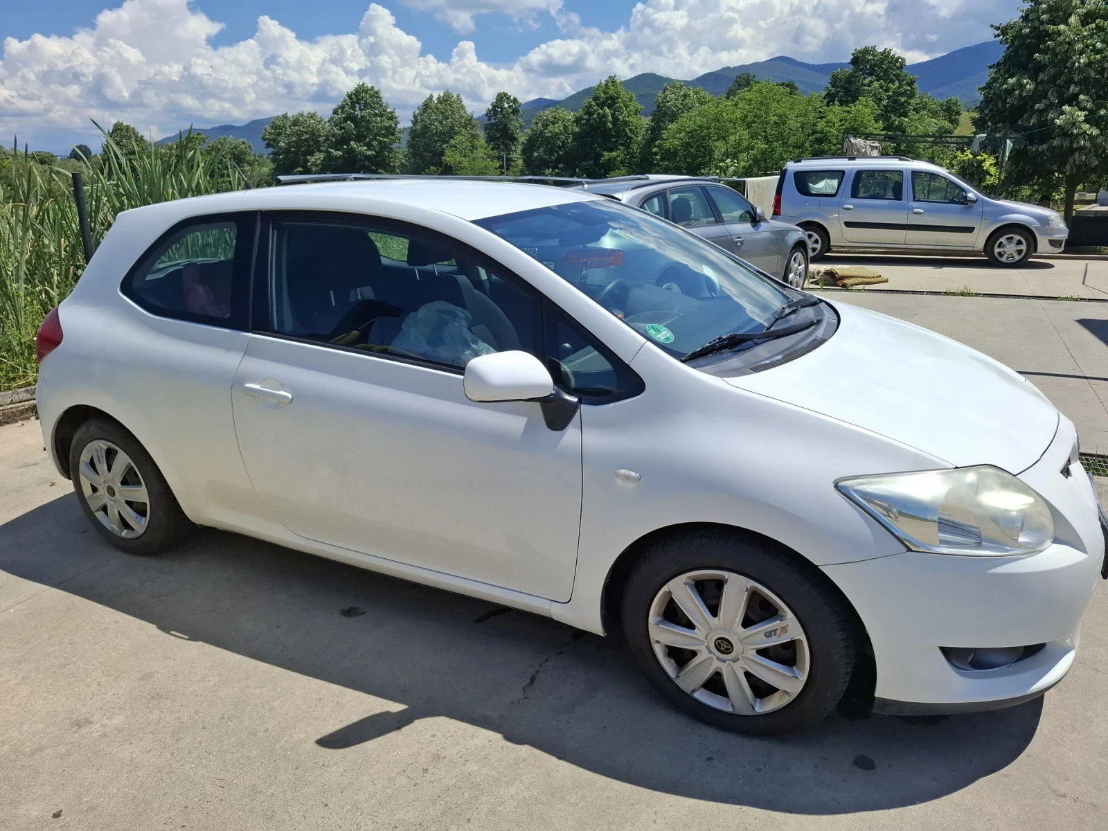 Toyota Yaris, снимка 12 - Автомобили и джипове - 54863002