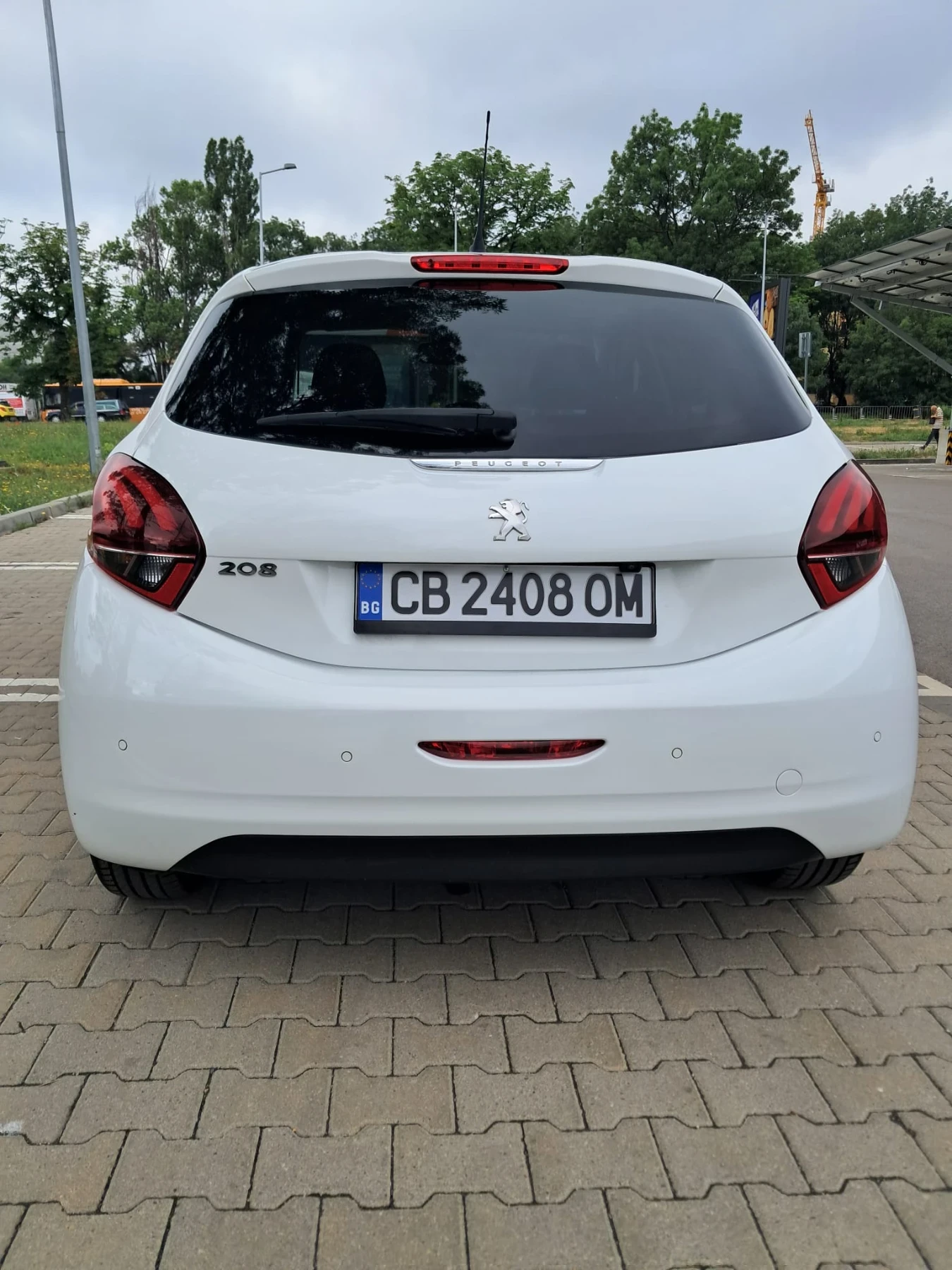 Peugeot 208 1.2 Tech edition, снимка 6 - Автомобили и джипове - 55038812
