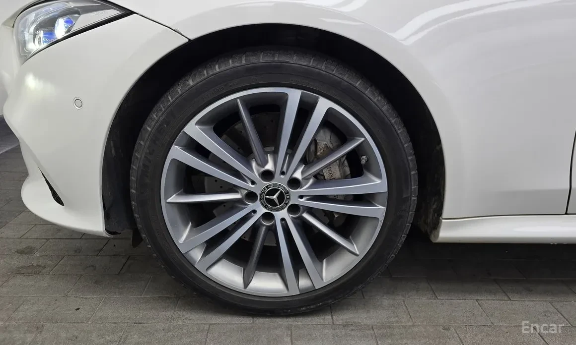 Mercedes-Benz CLS 400 4matic , снимка 13 - Автомобили и джипове - 55105662