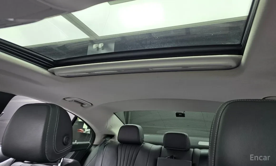 Mercedes-Benz CLS 400 4matic , снимка 8 - Автомобили и джипове - 55105662