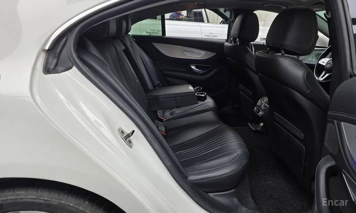 Mercedes-Benz CLS 400 4matic , снимка 10 - Автомобили и джипове - 55105662