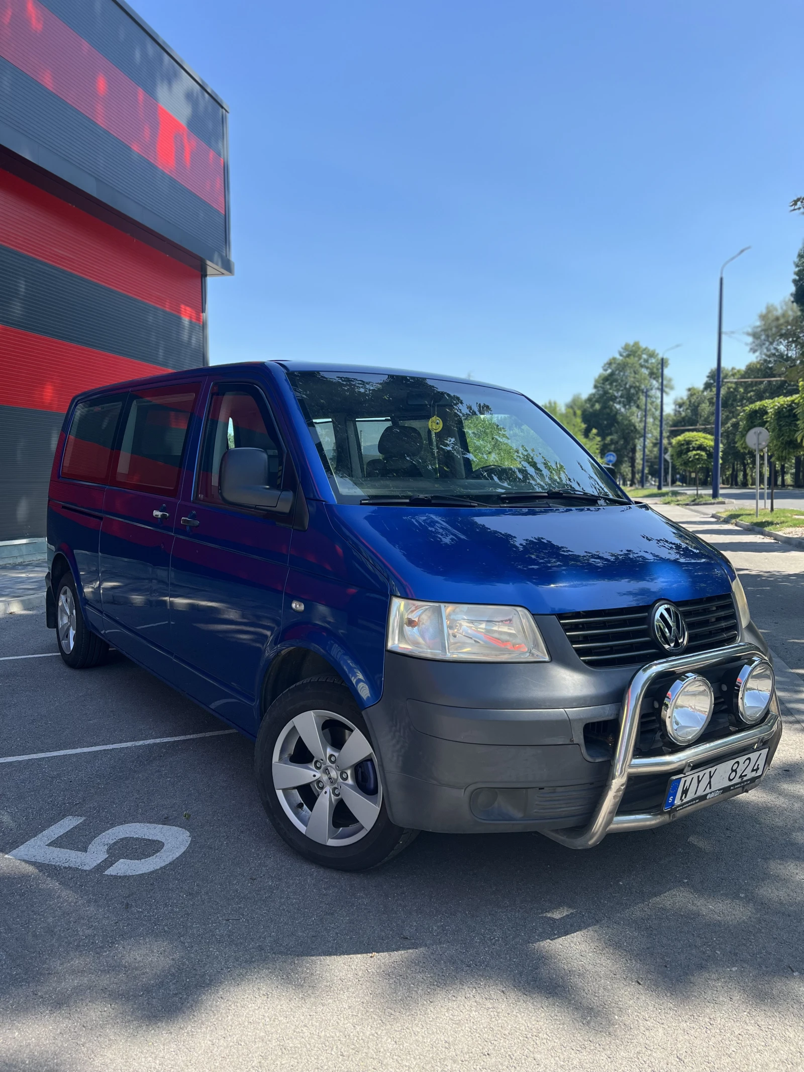 VW Multivan  t5 2.5TDI, снимка 3 - Автомобили и джипове - 55657019