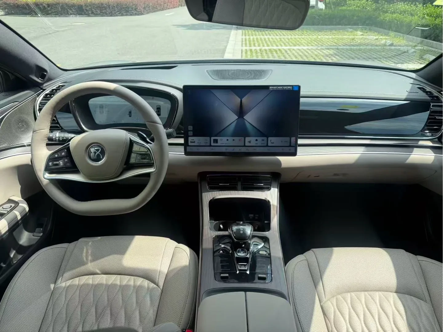 BYD HAN 79, 6 kWh  LiDAR Intelligent Driving Edition, снимка 9 - Автомобили и джипове - 55978191