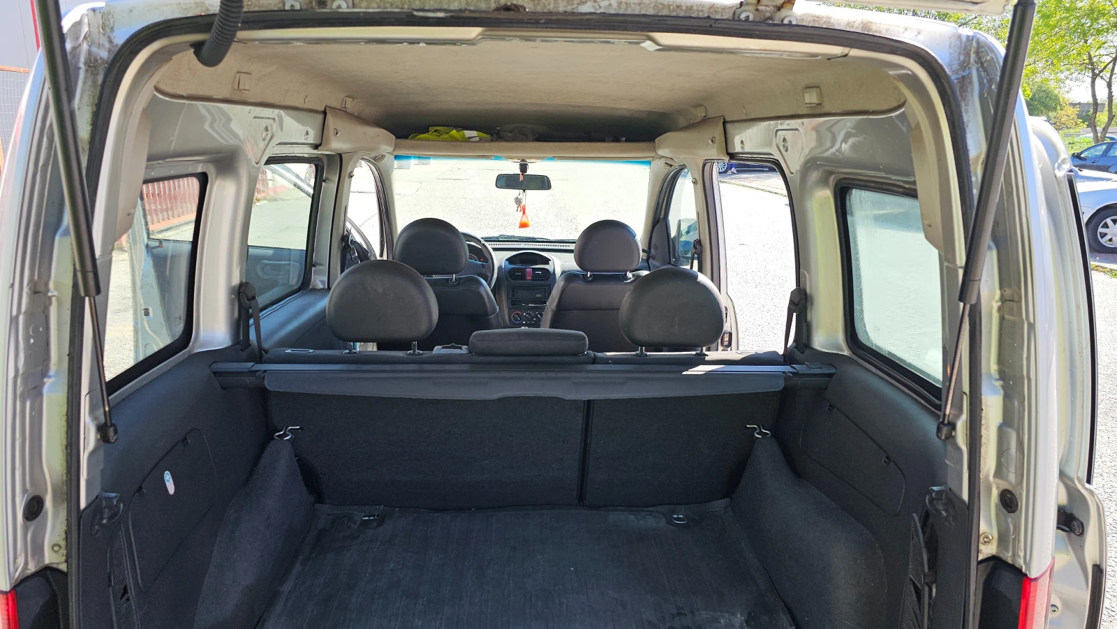 Opel Combo Фабричен Метан, снимка 4 - Автомобили и джипове - 56153713
