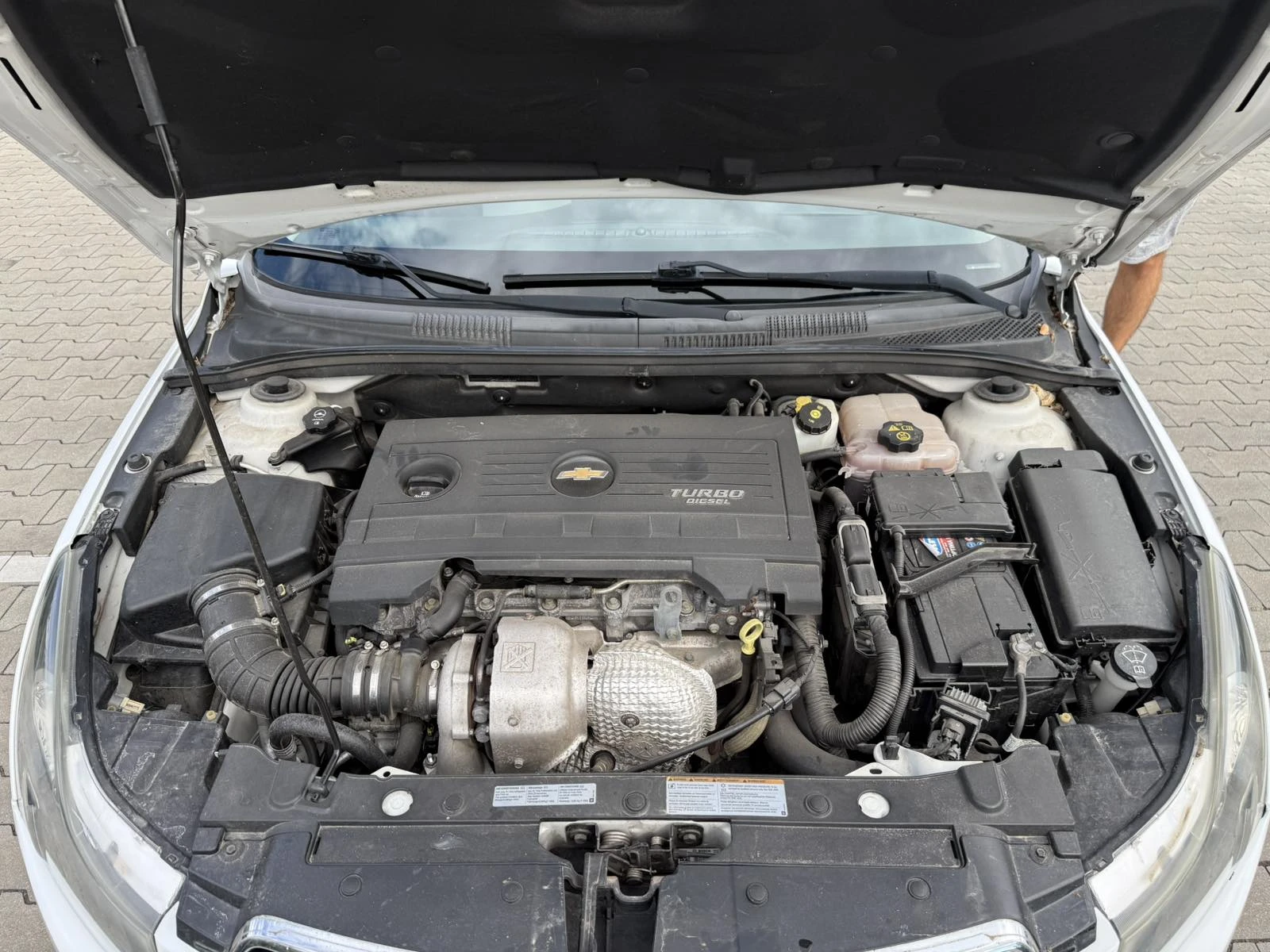 Chevrolet Cruze, снимка 8 - Автомобили и джипове - 56166112