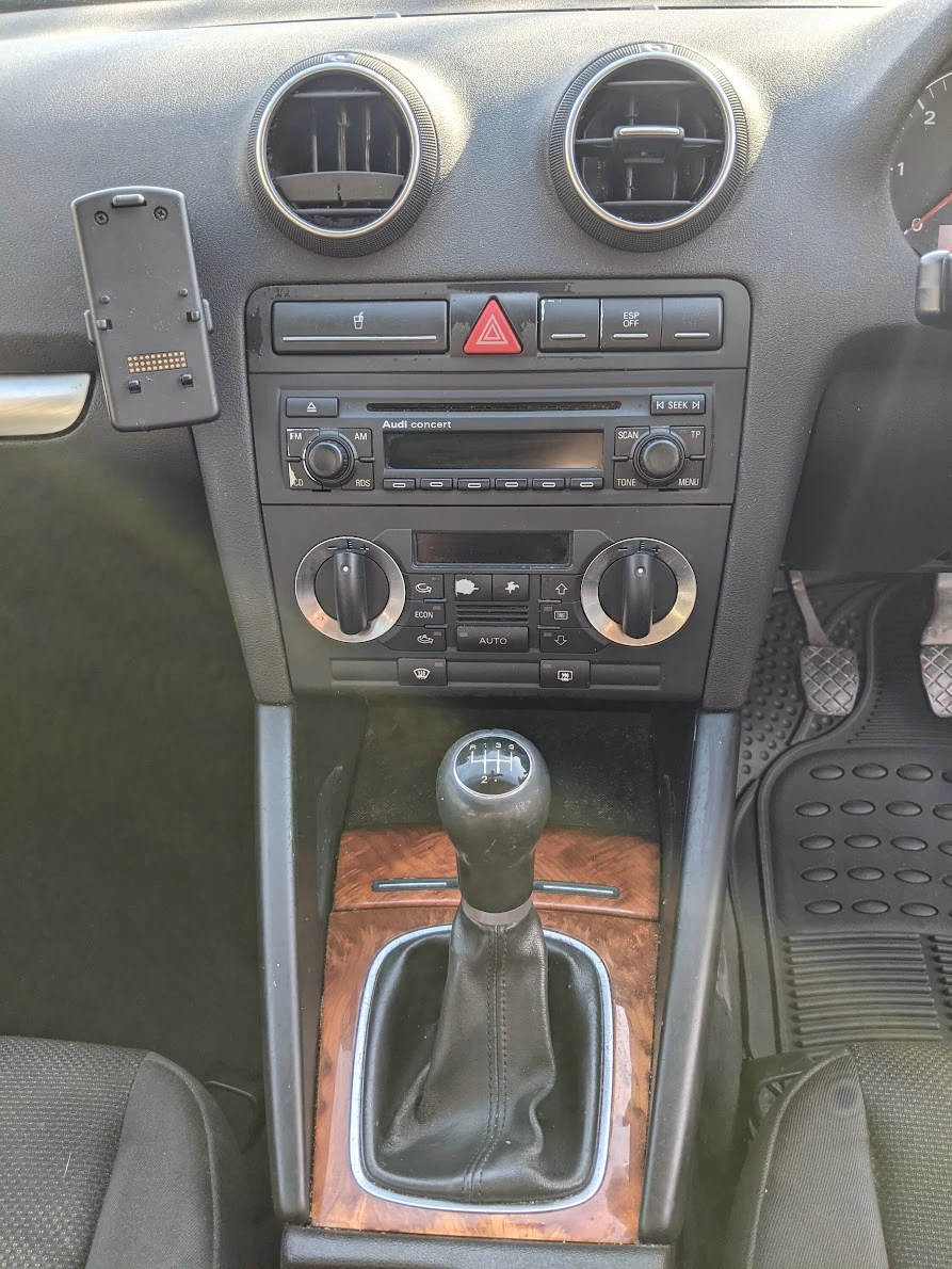 Audi A3 2.0TDI, снимка 8 - Автомобили и джипове - 56569369