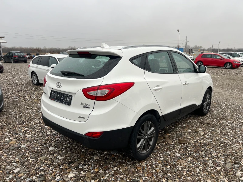 Hyundai IX35 2.0 CRDI 4X4(КАТО НОВА), снимка 5 - Автомобили и джипове - 47957237