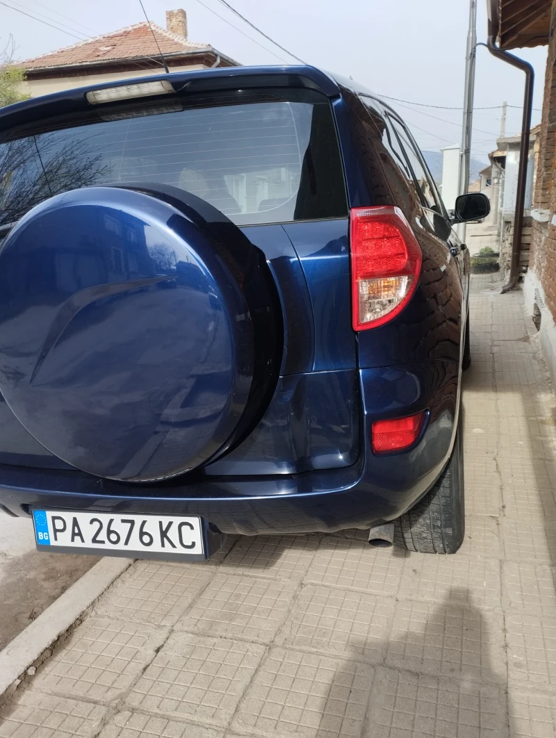 Toyota Rav4, снимка 14 - Автомобили и джипове - 49605275