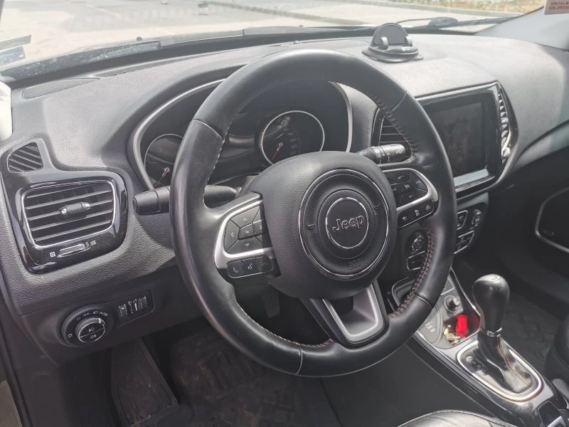 Jeep Compass 2.0, 170 к.с., 4х4, Limited, 75 хил. км, снимка 5 - Автомобили и джипове - 51948042