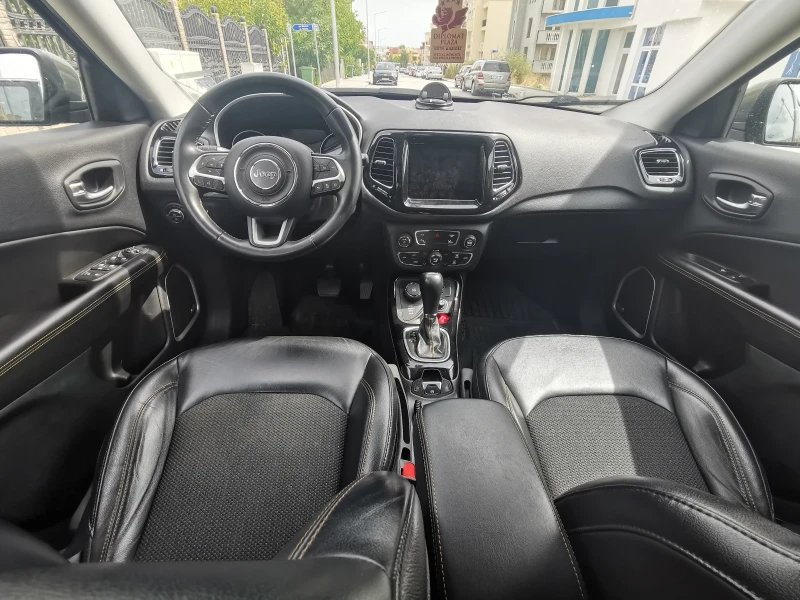 Jeep Compass 2.0, 170 к.с., 4х4, Limited, 75 хил. км, снимка 4 - Автомобили и джипове - 51948042