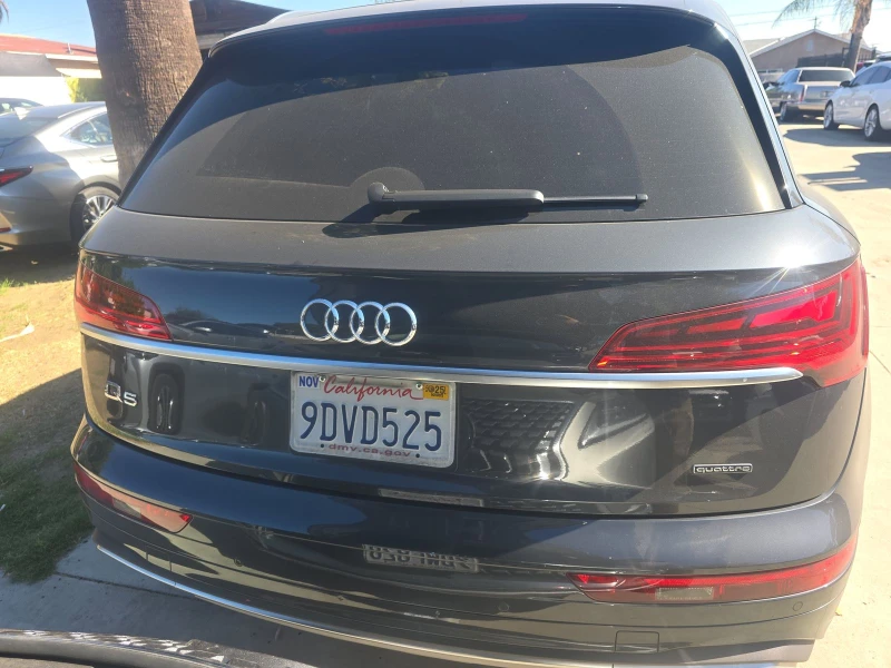 Audi Q5 2.0T* PREMIUM* MATRIX* ПОДГРЕВ* КАМЕРА* КЕЙЛЕС* , снимка 6 - Автомобили и джипове - 52936045