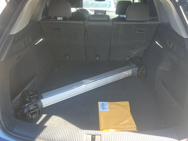 Audi Q5 2.0T* PREMIUM* MATRIX* ПОДГРЕВ* КАМЕРА* КЕЙЛЕС* , снимка 15 - Автомобили и джипове - 52936045