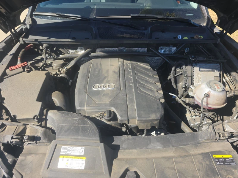 Audi Q5 2.0T* PREMIUM* MATRIX* ПОДГРЕВ* КАМЕРА* КЕЙЛЕС* , снимка 16 - Автомобили и джипове - 52936045