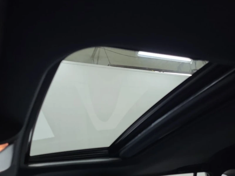 Toyota Rav4 * HYBRID XSE * CARFAX * БЕЗ ПЪРВОНАЧАЛНА ВНОСКА, снимка 13 - Автомобили и джипове - 52789096