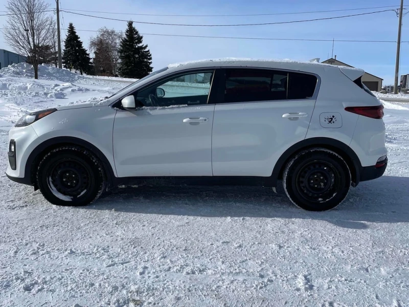 Kia Sportage * LX * CARFAX * ПОДГРЕВ * КАМЕРА, снимка 2 - Автомобили и джипове - 53304980