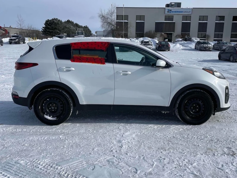 Kia Sportage * LX * CARFAX * ПОДГРЕВ * КАМЕРА, снимка 3 - Автомобили и джипове - 53304980