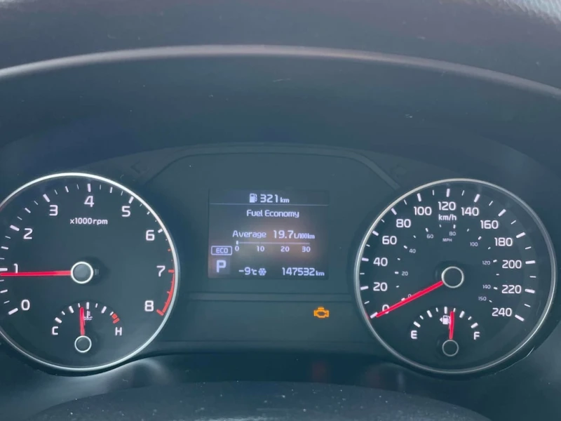 Kia Sportage * LX * CARFAX * ПОДГРЕВ * КАМЕРА, снимка 8 - Автомобили и джипове - 53304980