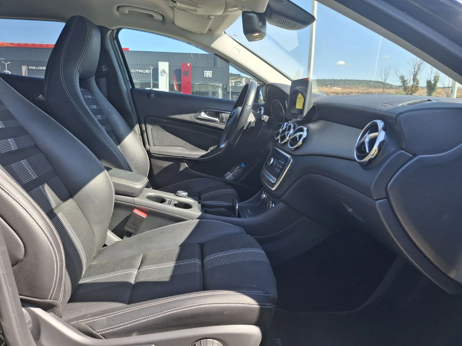 Mercedes-Benz GLA 220 4MATIC - изображение 6