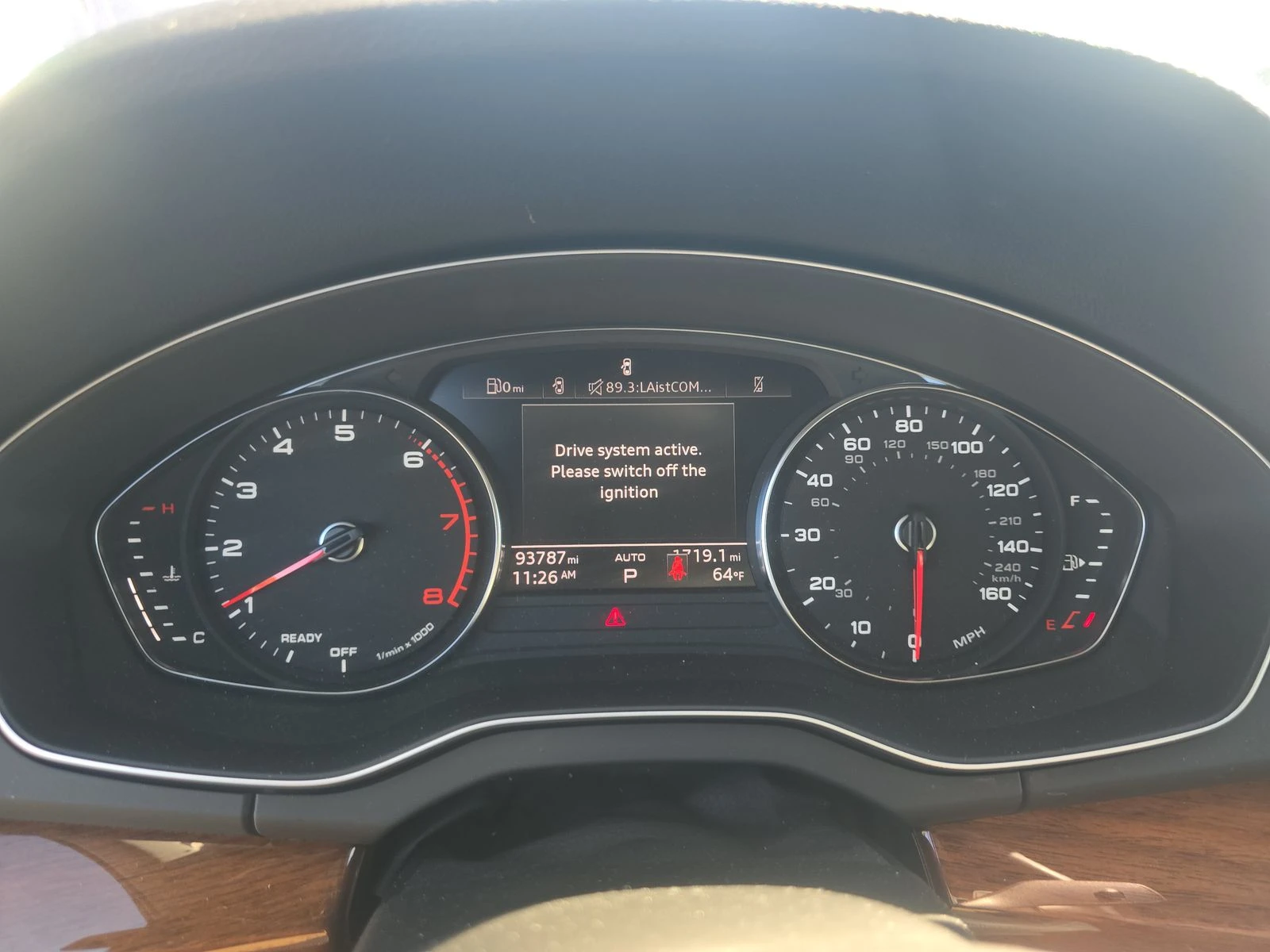 Audi Q5 2.0T* PREMIUM* MATRIX* ПОДГРЕВ* КАМЕРА* КЕЙЛЕС*  - изображение 10