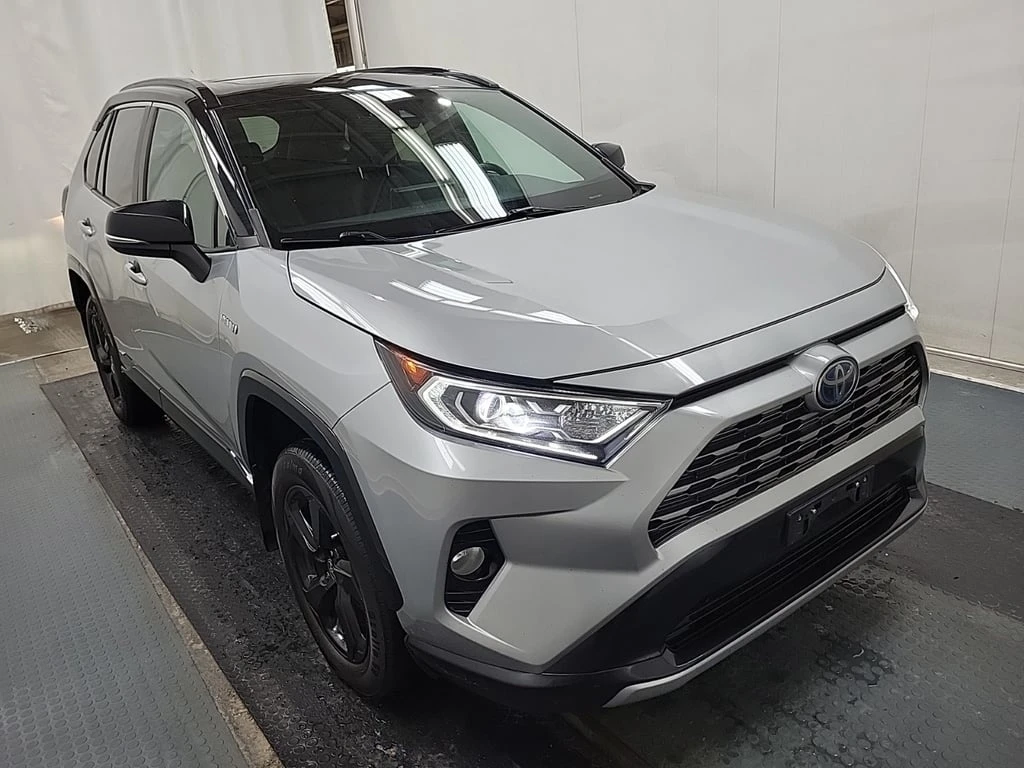 Toyota Rav4 * HYBRID XSE * CARFAX * БЕЗ ПЪРВОНАЧАЛНА ВНОСКА - изображение 2