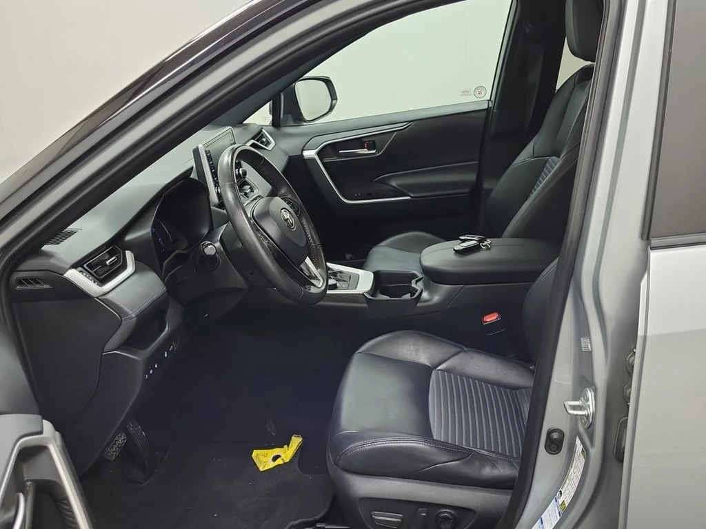 Toyota Rav4 * HYBRID XSE * CARFAX * БЕЗ ПЪРВОНАЧАЛНА ВНОСКА - изображение 5