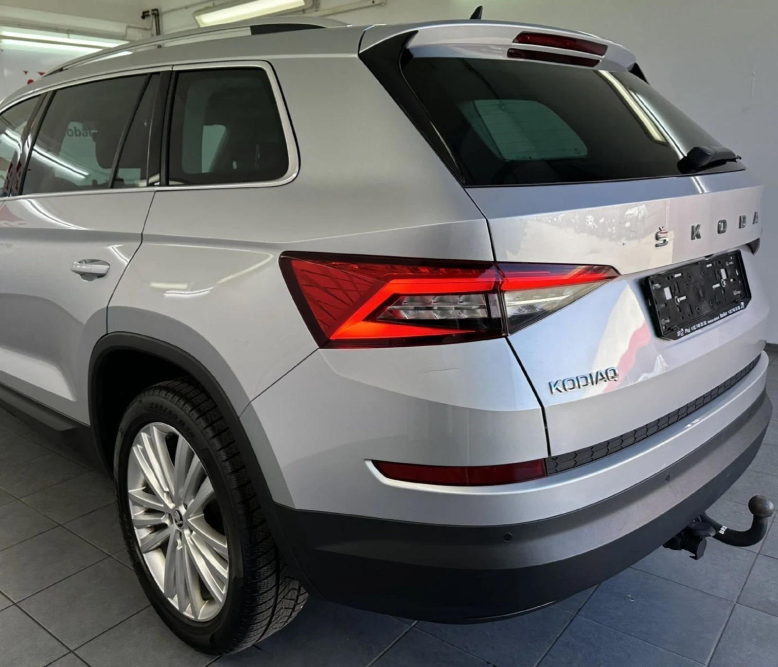 Skoda Kodiaq 1.5 TSI ACT DSG LIMITED.KAMERA.NAVI.LED.PANO - изображение 3