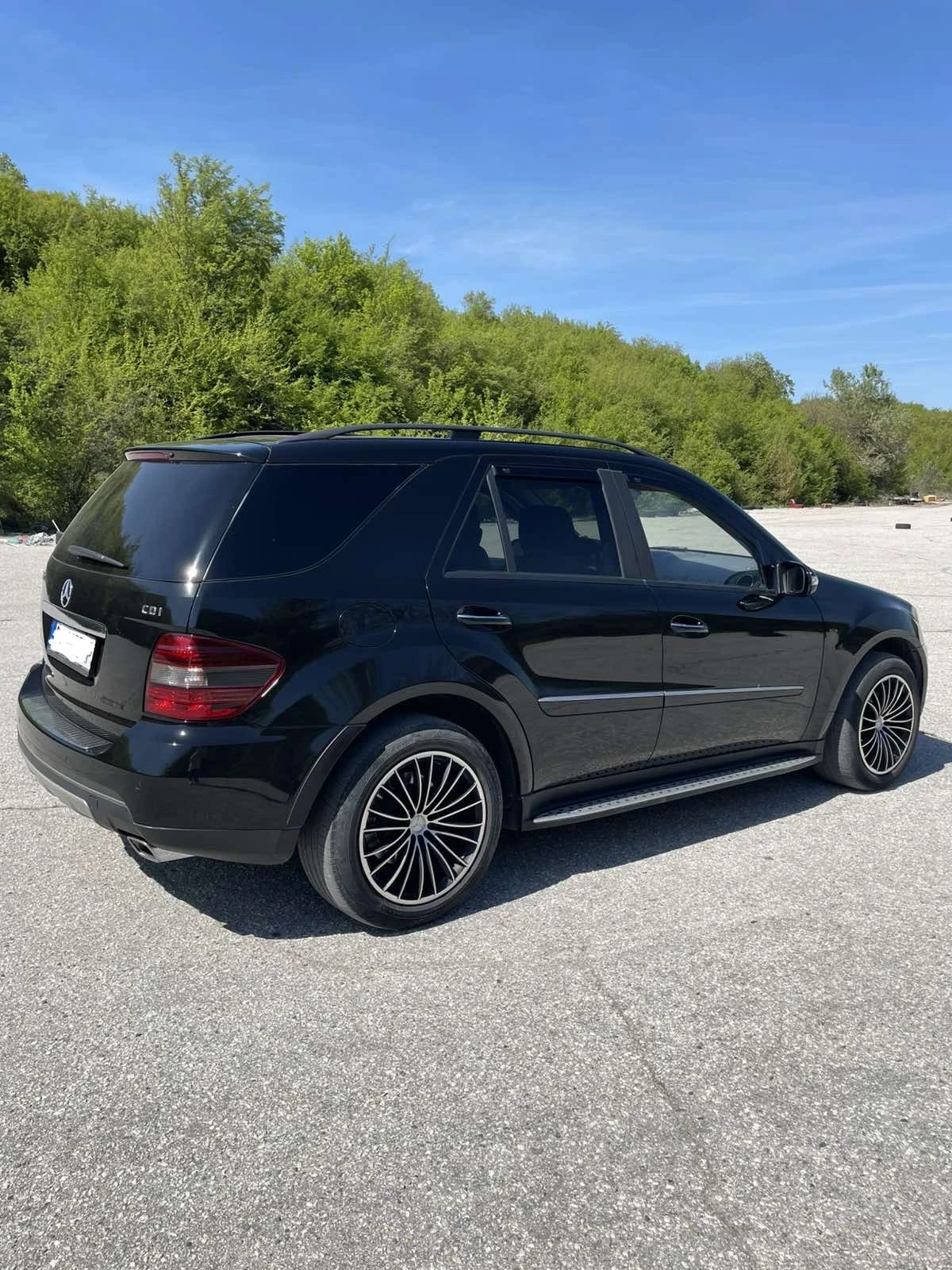 Mercedes-Benz ML 320, снимка 4 - Автомобили и джипове - 54346404