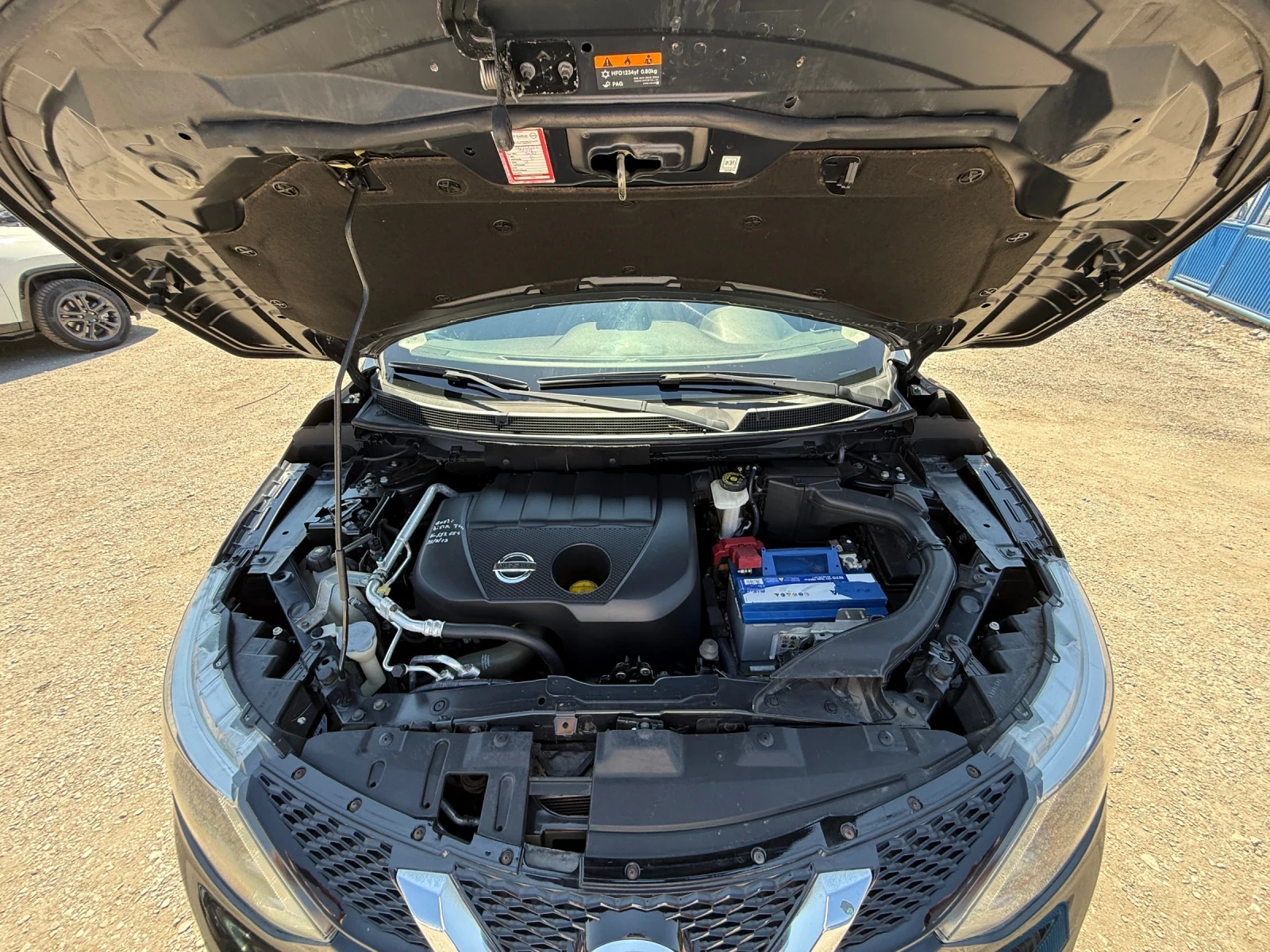 Nissan Qashqai 1.5DCI-CAR PLAY-ЛЕД-НАВИ-ПАРКТРОНИК, снимка 17 - Автомобили и джипове - 55823248