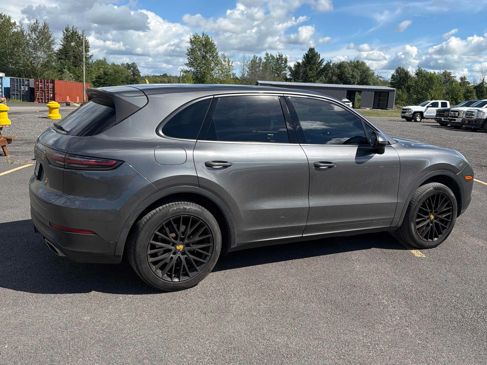 Porsche Cayenne AWD | CARFAX | АВТОКРЕДИТ БЕЗ ПЪРВОНАЧАЛНА ВНОСКА , снимка 4 - Автомобили и джипове - 55875762