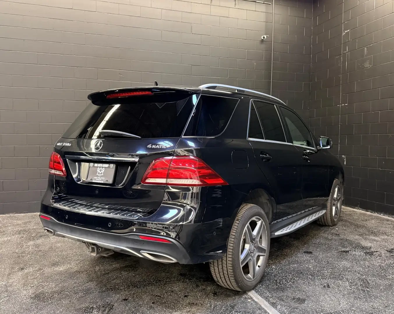 Mercedes-Benz GLE 350 AMG* LINE* HARMON* KARDON* КАМЕРА* ПОДГРЕВ* , снимка 2 - Автомобили и джипове - 55981677