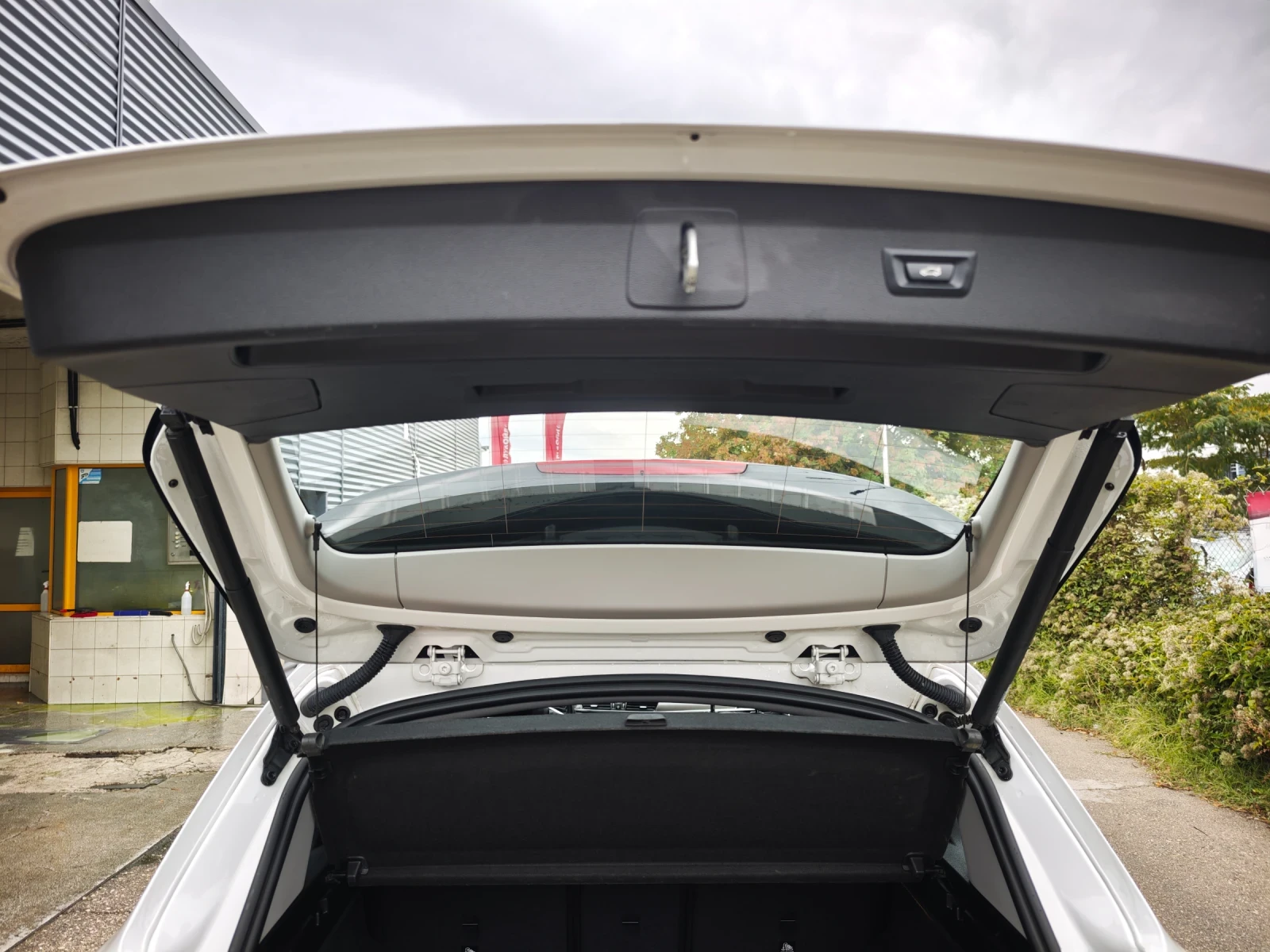 BMW X1, снимка 13 - Автомобили и джипове - 56234985