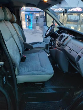 Renault Trafic АВТОМАТИК/2.5DCI, снимка 14