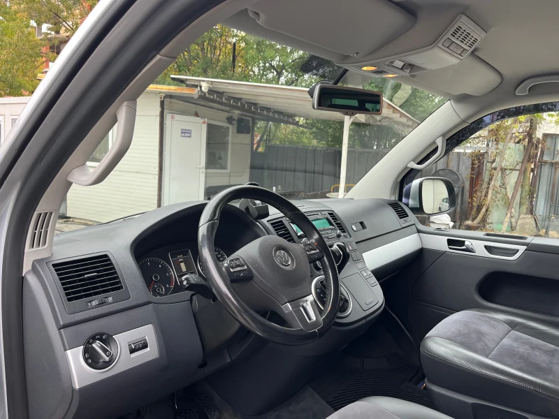 VW Multivan 2.0TDI 180ks DSG, снимка 9 - Бусове и автобуси - 51868993