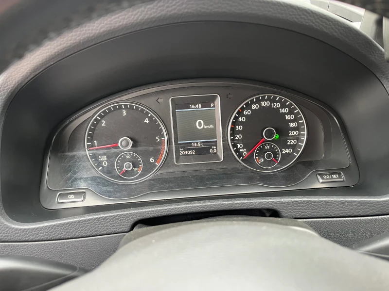 VW Multivan 2.0TDI 180ks DSG, снимка 11 - Бусове и автобуси - 51868993