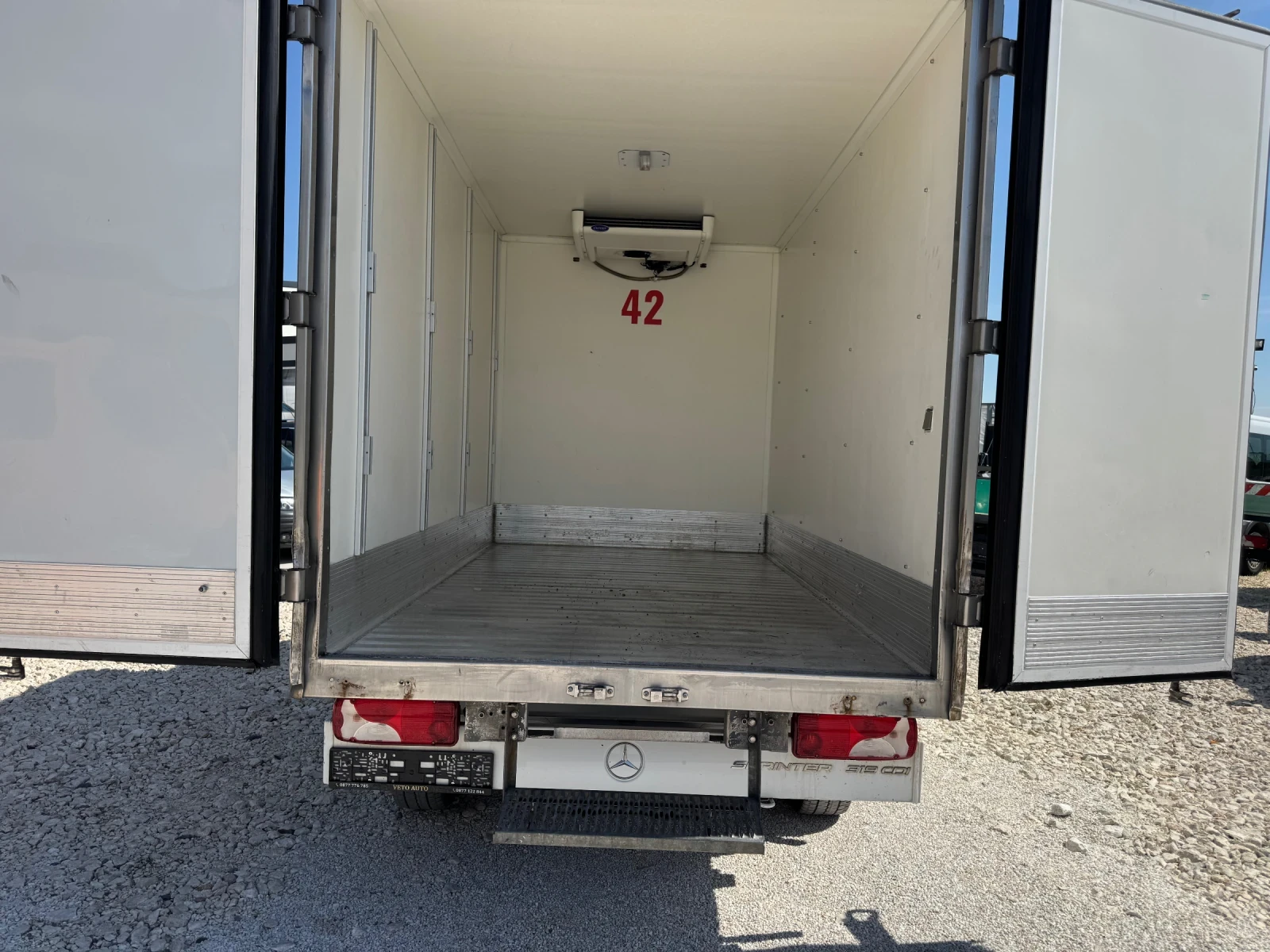 Mercedes-Benz Sprinter 319 V6 3.0CDI CARRIER -15C ЛИЗИНГ, снимка 3 - Бусове и автобуси - 54312819