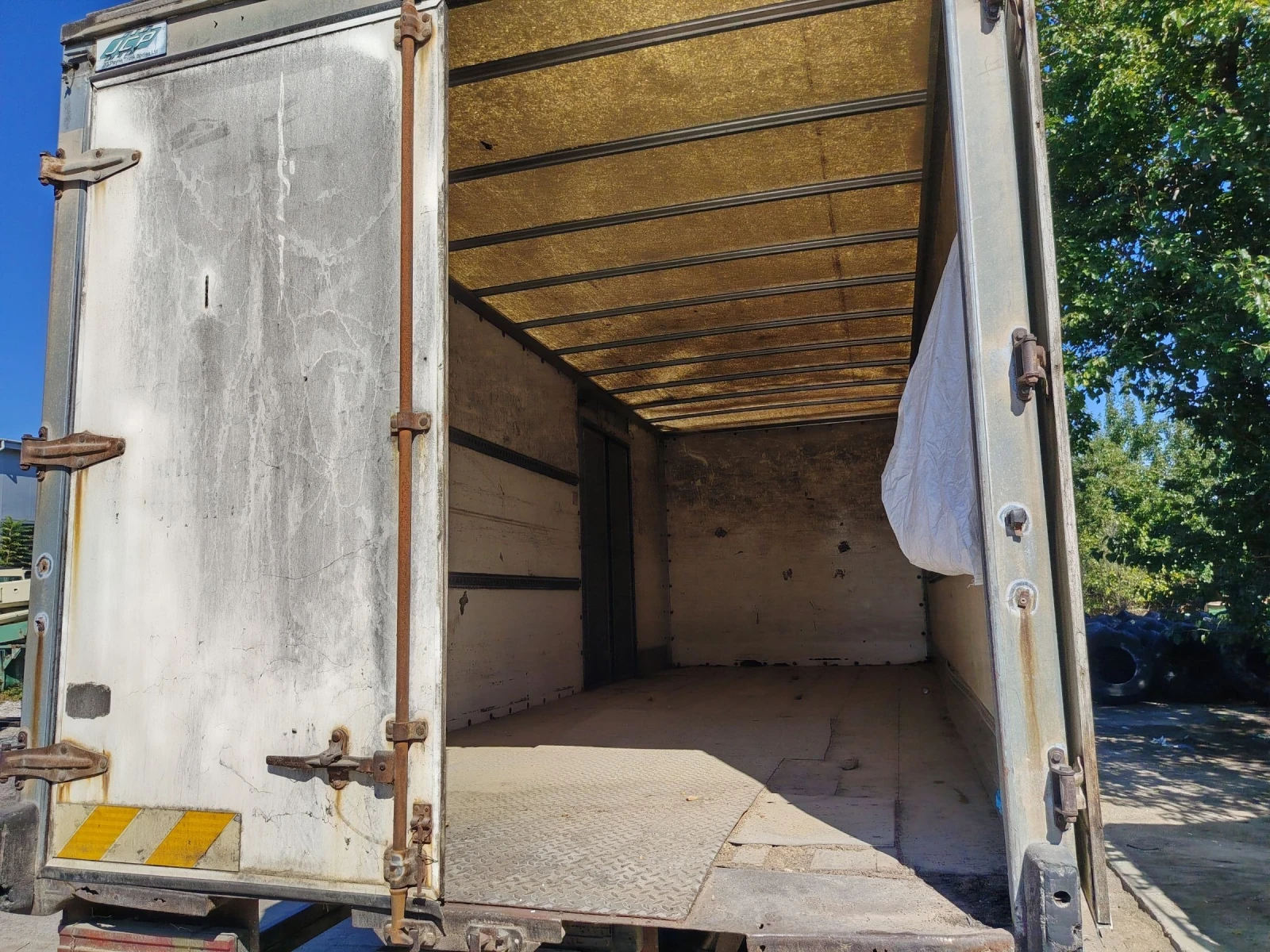 Mercedes-Benz Actros Фургони термоизолирани, снимка 11 - Камиони - 55936954
