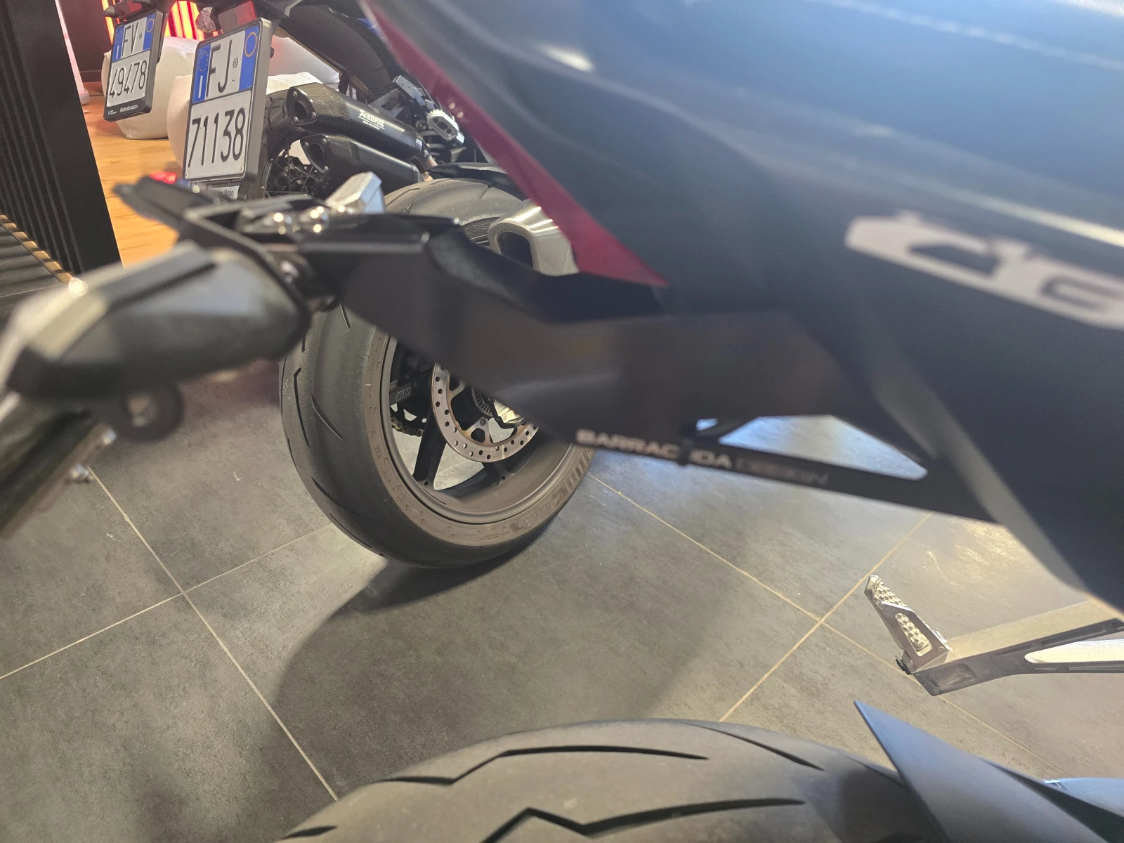 Honda Cb 650R E-Clutch, снимка 9 - Мотоциклети и мототехника - 55329020