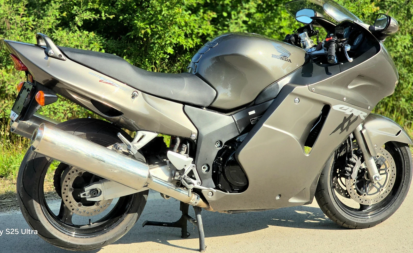 Honda Cbr 1100XX, снимка 8 - Мотоциклети и мототехника - 55484572