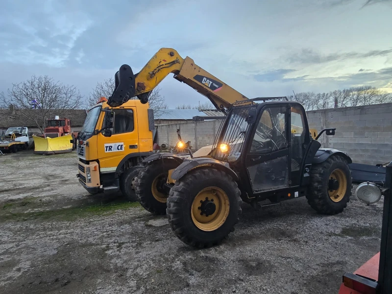 Телескопичен товарач Caterpillar TH408, снимка 4 - Селскостопанска техника - 53024280