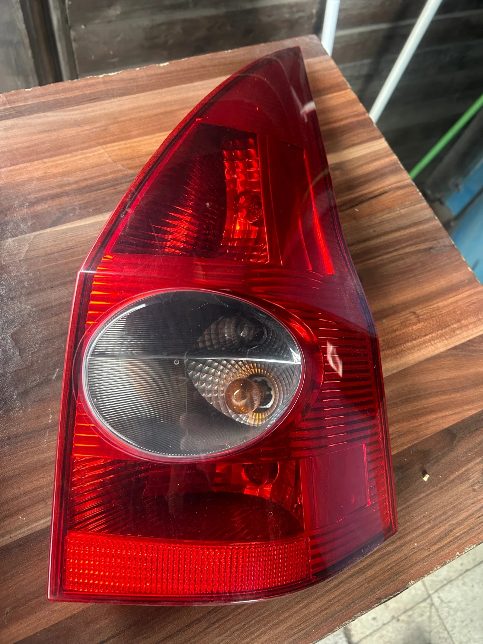     2  / 8200142683 | Mobile.bg   1