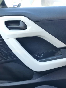 Peugeot 208, снимка 5