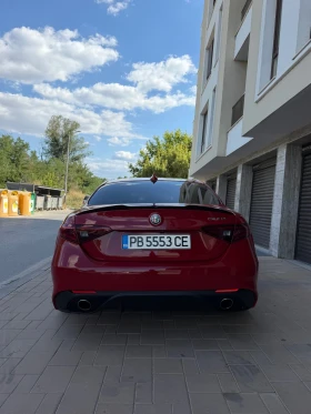 Alfa Romeo Giulia 2.0T RWD Ti | Auto.bg — изображение 5