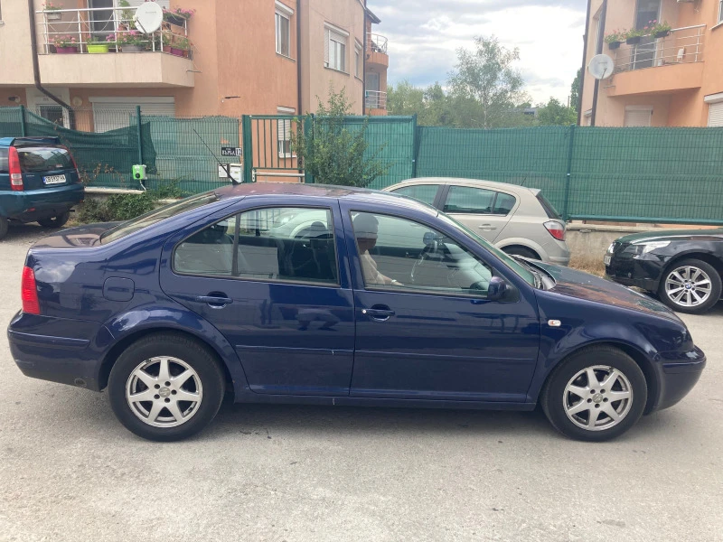 VW Bora 2.0 benzin/gaz, снимка 4 - Автомобили и джипове - 46329923