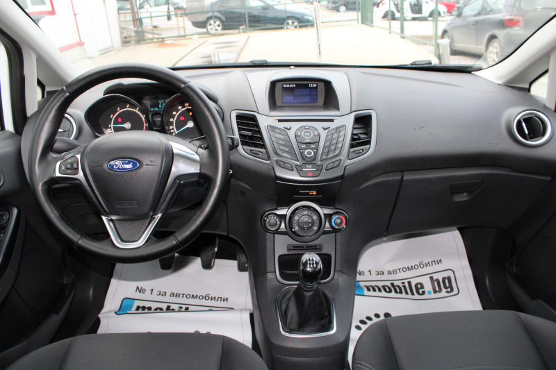 Ford Fiesta 1.2 Бензин, снимка 13 - Автомобили и джипове - 46355895