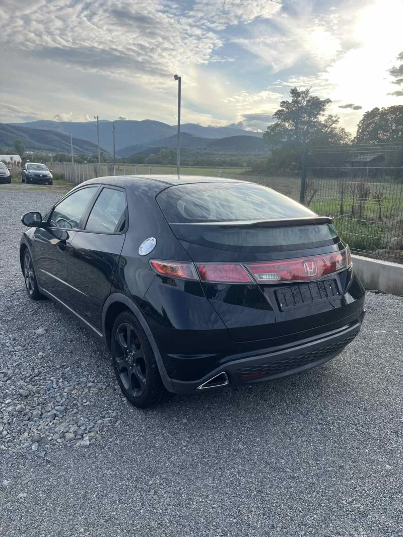 Honda Civic 2.2CDTi, снимка 3 - Автомобили и джипове - 47328041