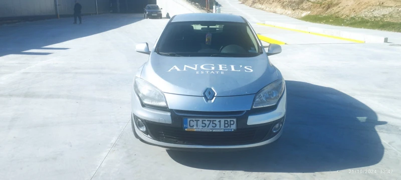 Renault Megane, снимка 2 - Автомобили и джипове - 47664691